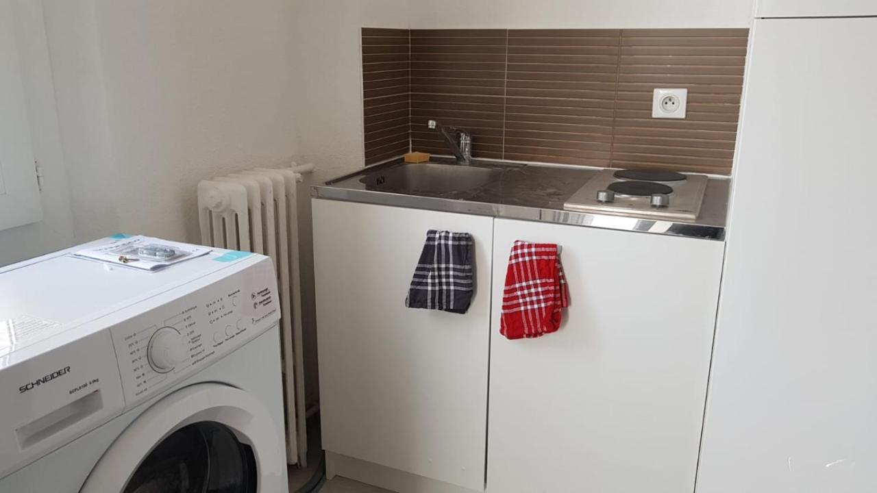 Studio With Sea View For 2 People Toulon Exteriör bild