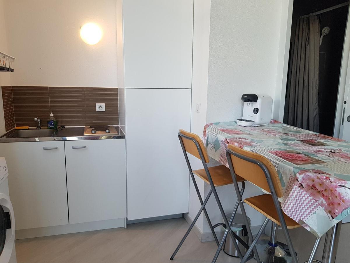 Studio With Sea View For 2 People Toulon Exteriör bild