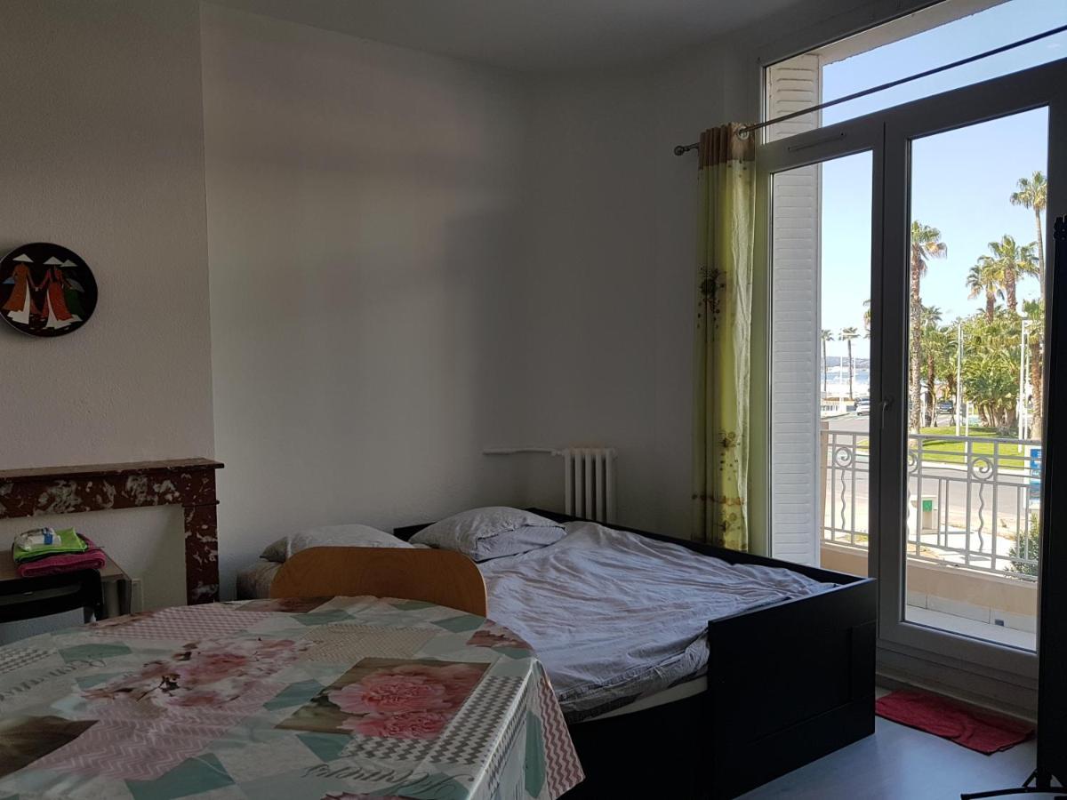 Studio With Sea View For 2 People Toulon Exteriör bild